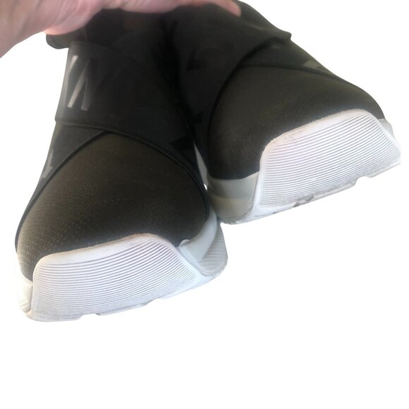 DKNY Women’s Camo Slip-On Sneakers Size 6M Black Gray Logo Elastic Platform Shoe - Picture 8 of 15